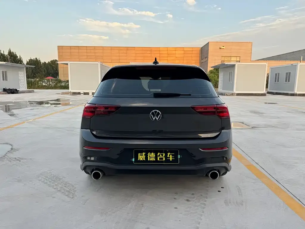 Volkswagen Golf GTI — фото 6
