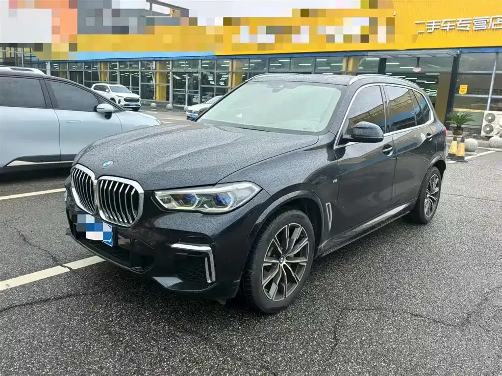 BMW X5 — фото 1