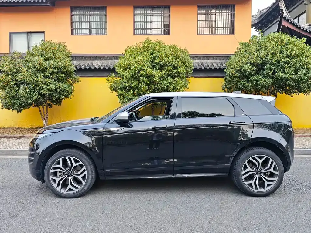 Land Rover Evoque — фото 10