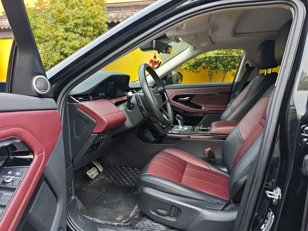Land Rover Evoque — фото 4