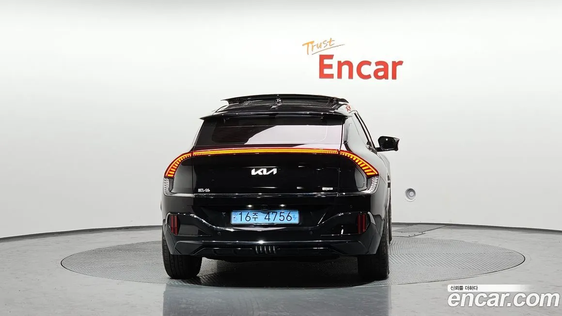 Kia EV6 — фото 4