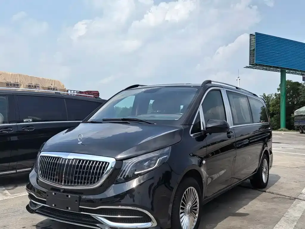 Mercedes-Benz Vito — фото 1