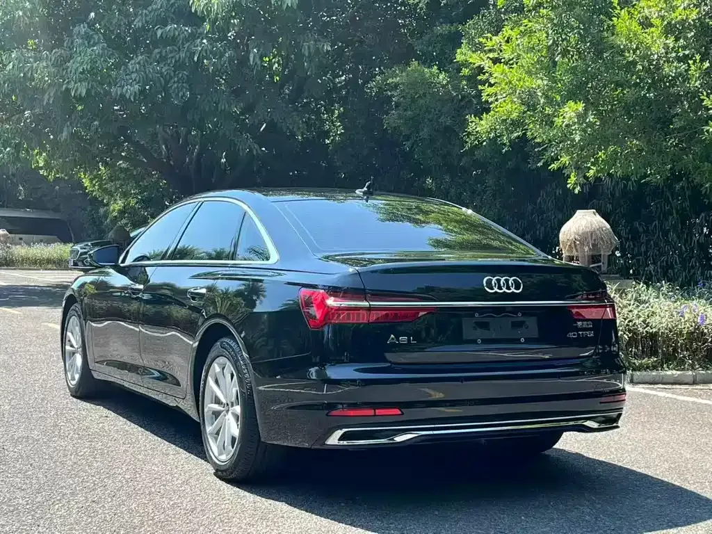 Audi A6L — фото 7