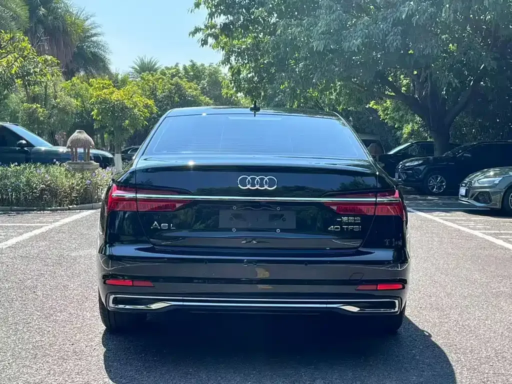 Audi A6L — фото 8