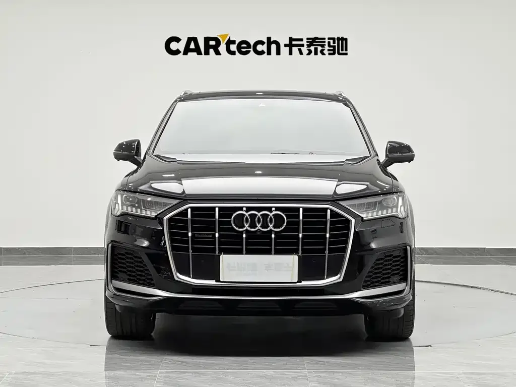Audi Q7 — фото 2