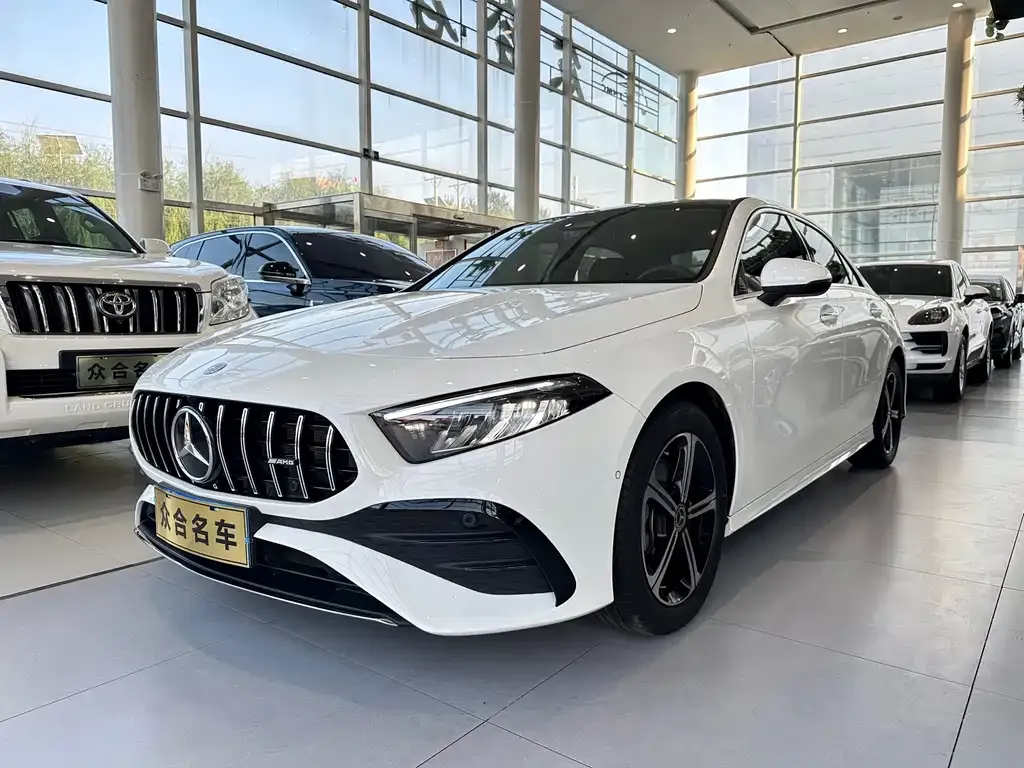 Mercedes-Benz A-Class — фото 1
