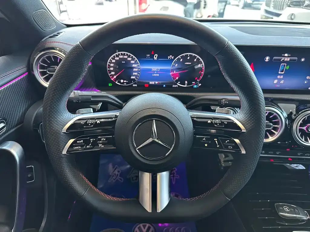 Mercedes-Benz A-Class — фото 10