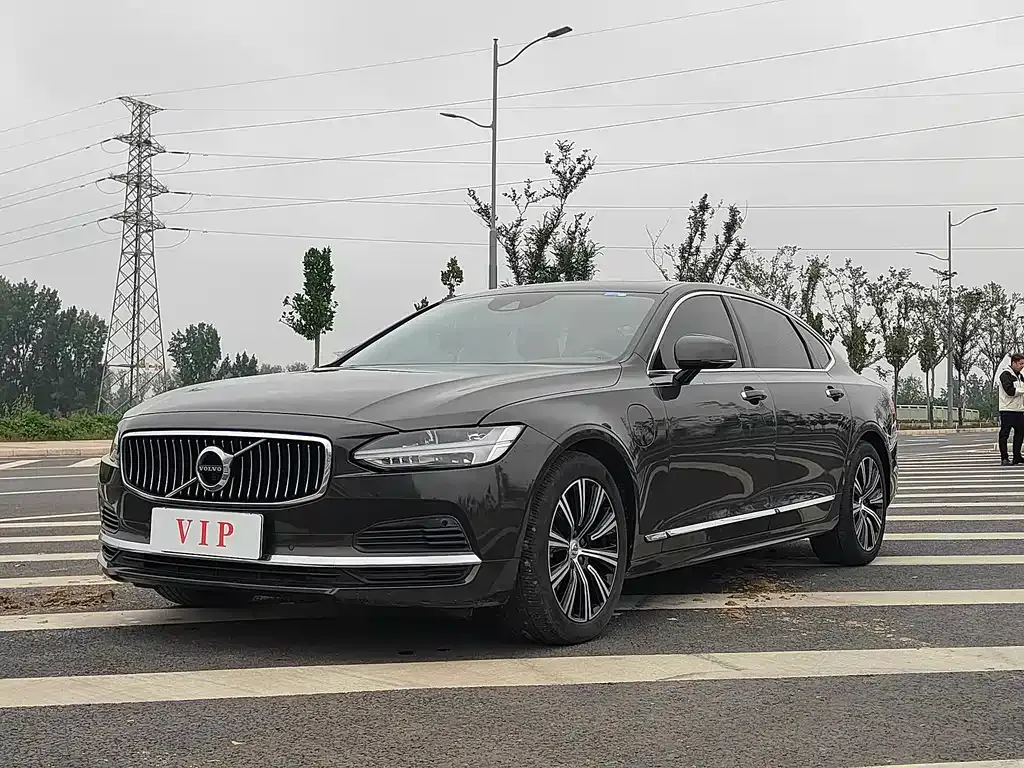 Volvo S90 PHEV — фото 1