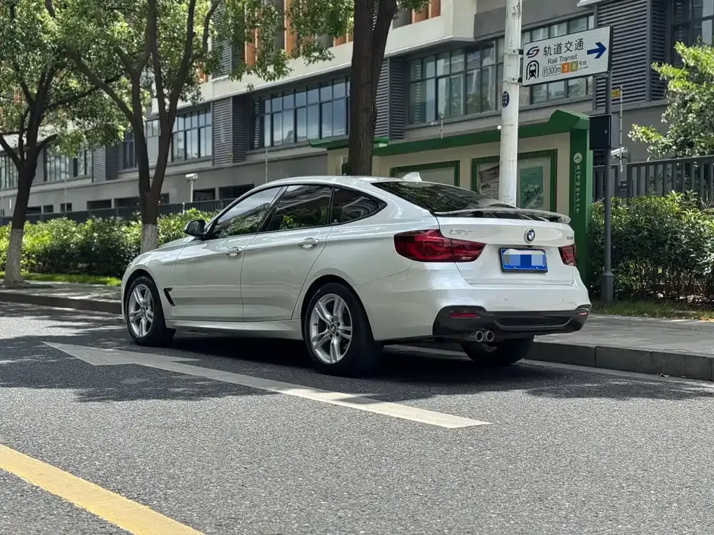 BMW 3 Series GT — фото 3