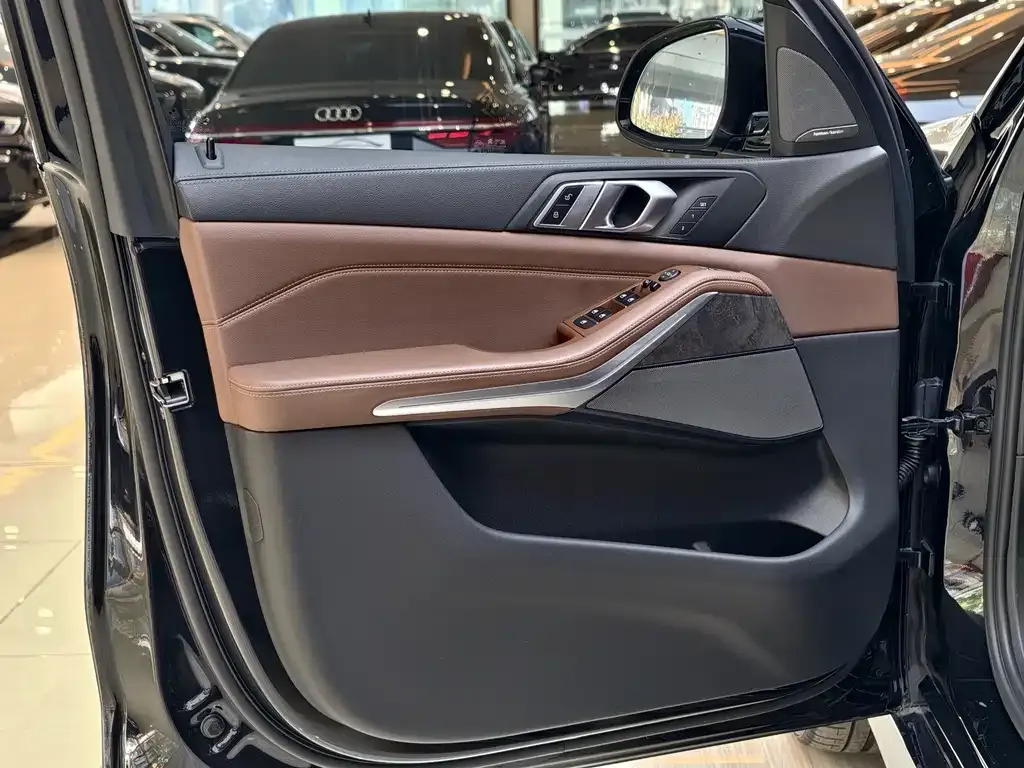 BMW X5 (Import) — фото 4