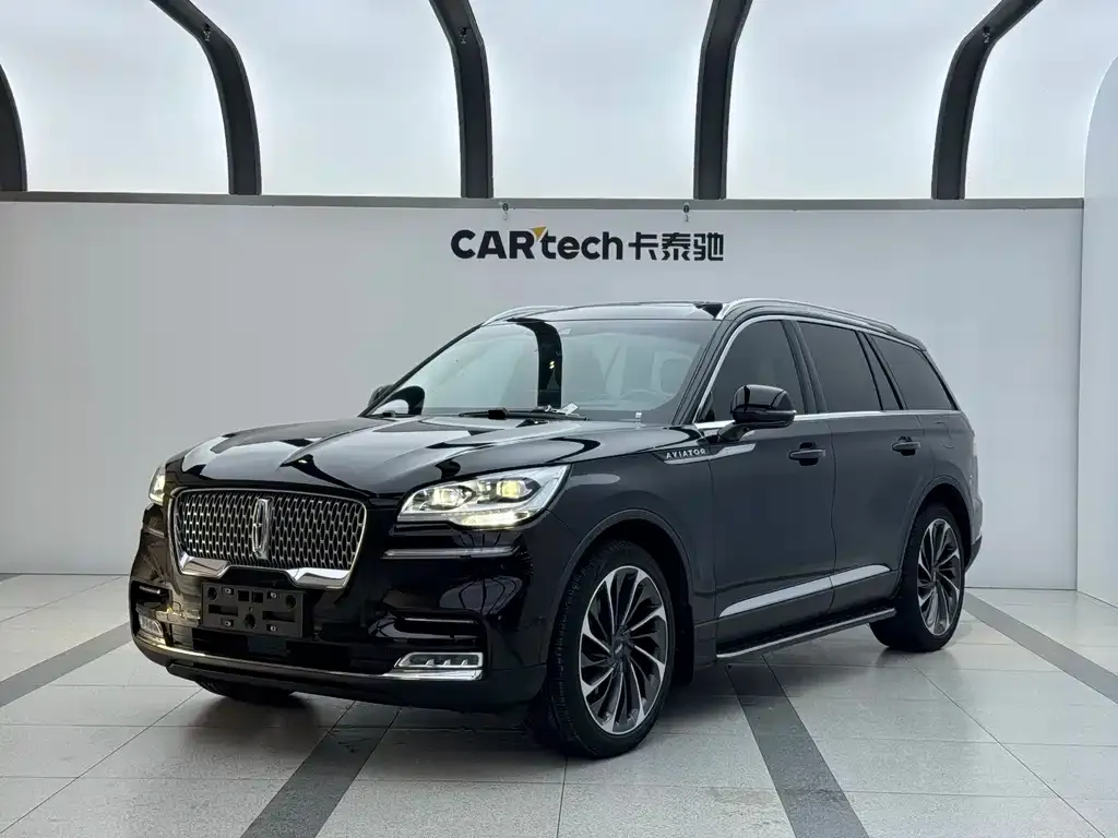 Lincoln Aviator — фото 1