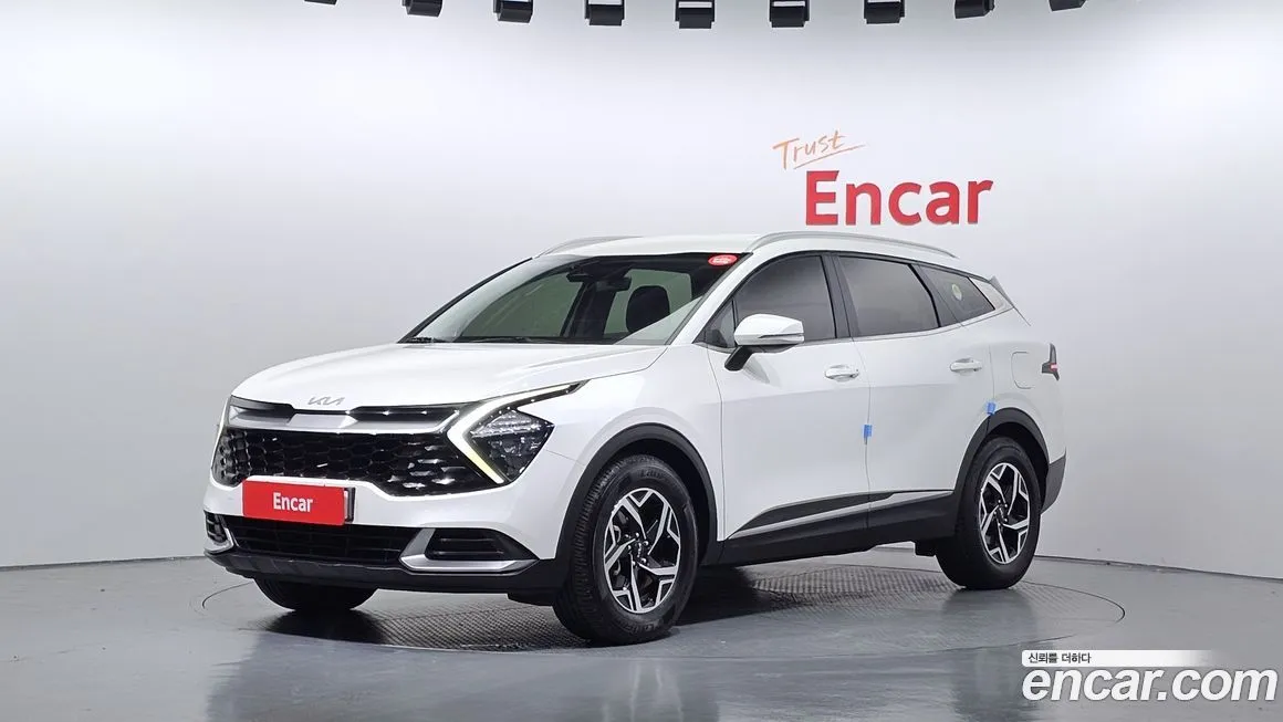 Kia Sportage — фото 1