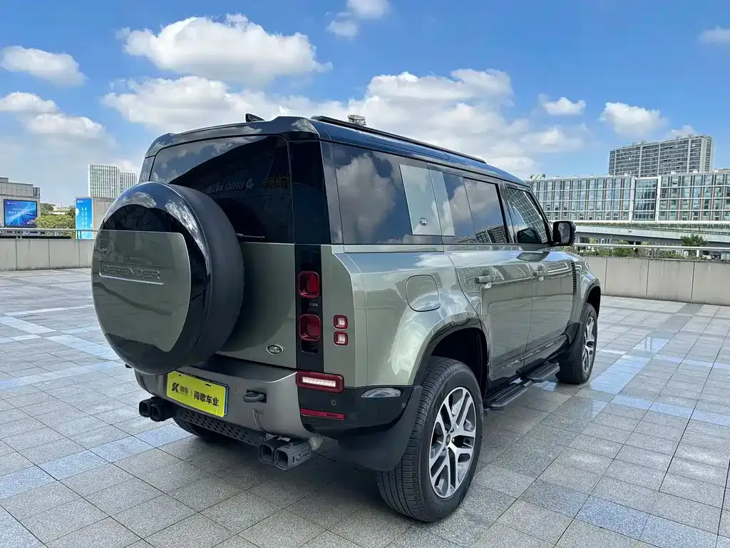 Land Rover Defender — фото 4