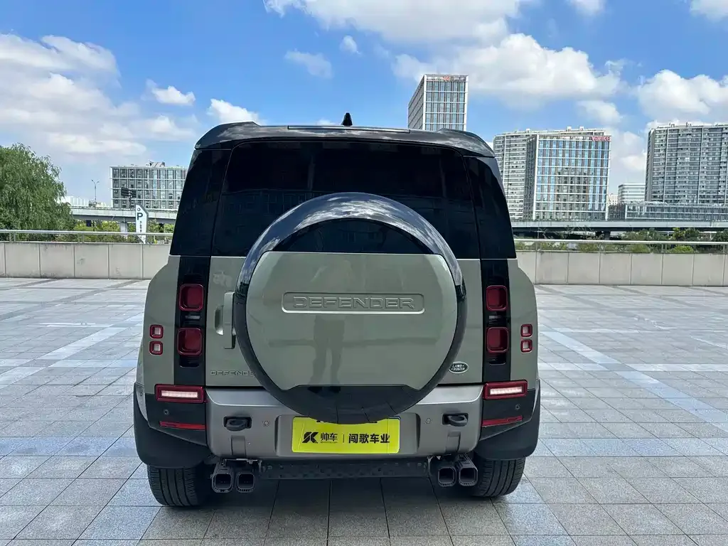 Land Rover Defender — фото 5