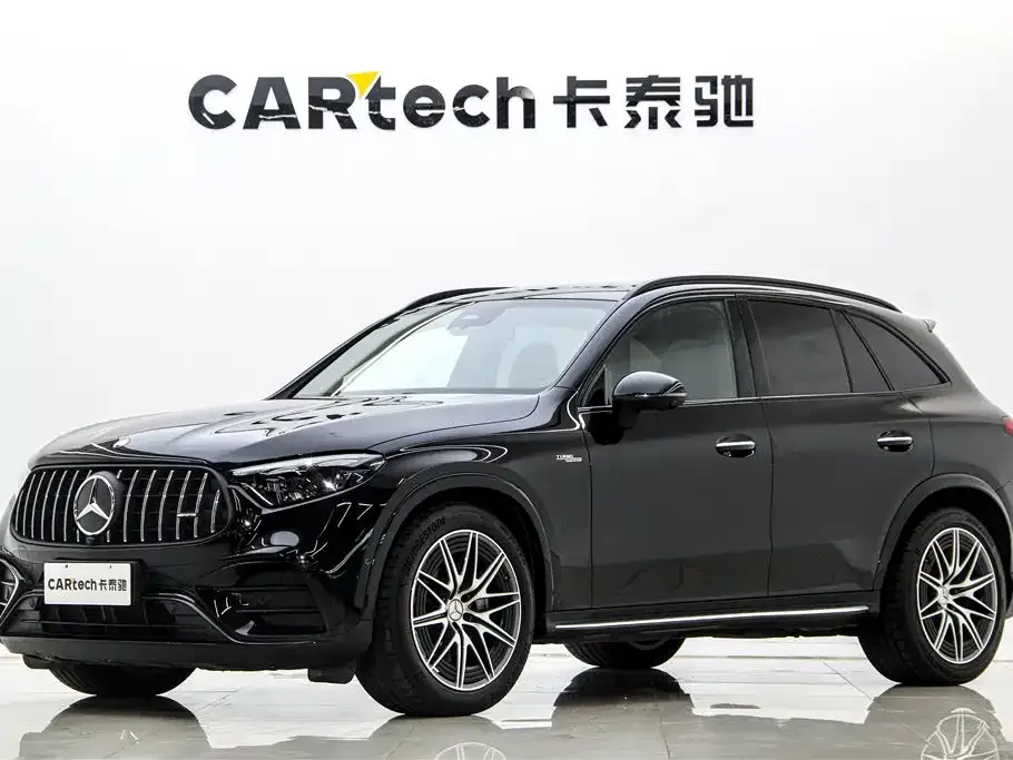 Mercedes-Benz GLC AMG — фото 1