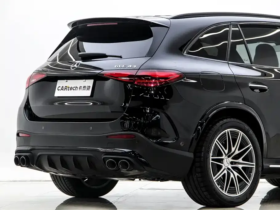 Mercedes-Benz GLC AMG — фото 8