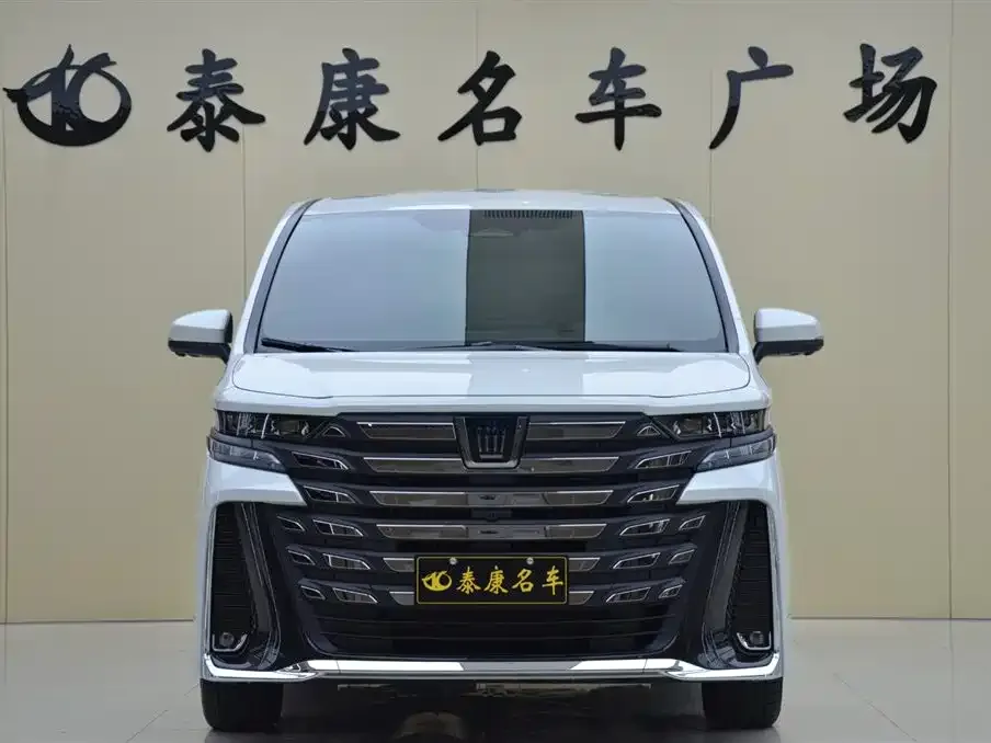 Toyota Vellfire — фото 2