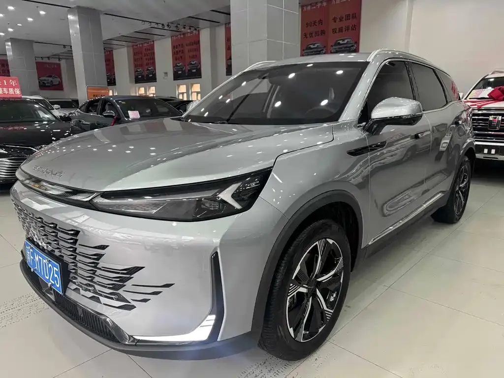 BAIC X7 — фото 2