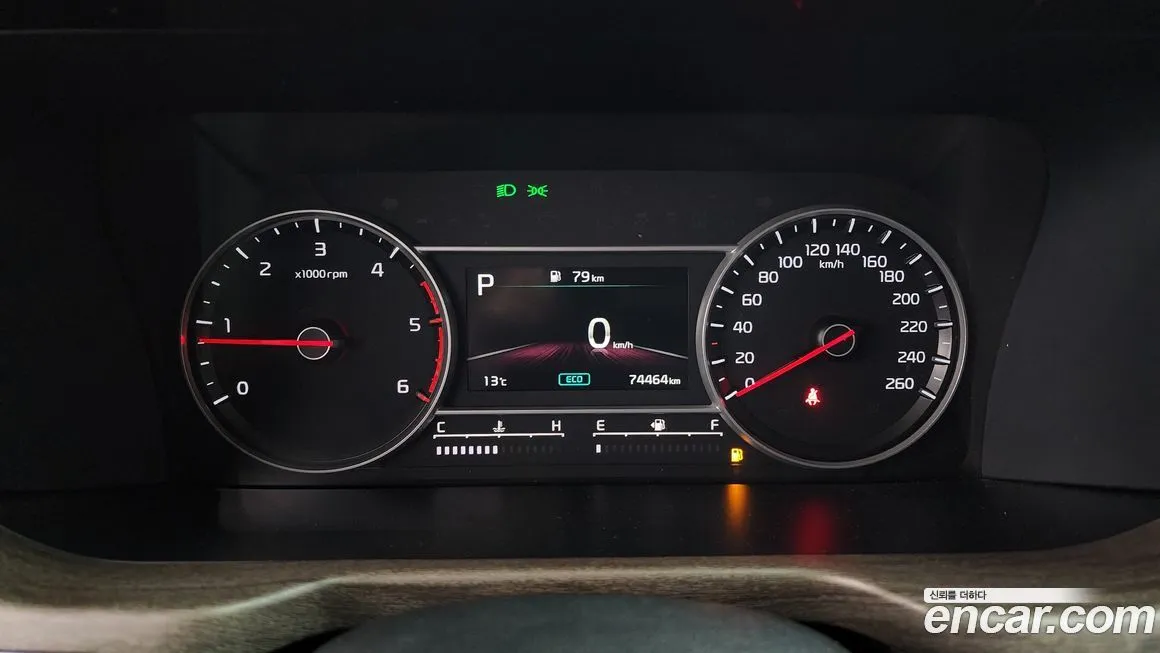 Kia Sorento — фото 8