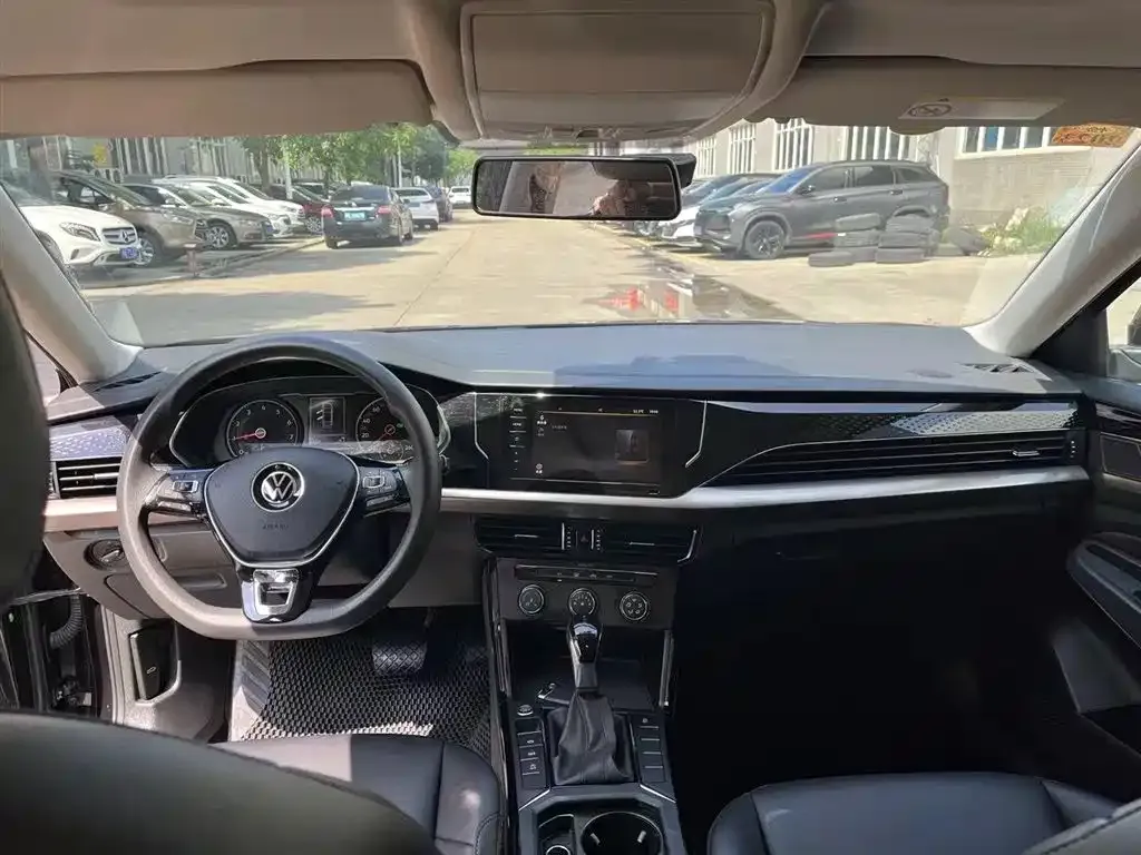 Volkswagen Passat — фото 6