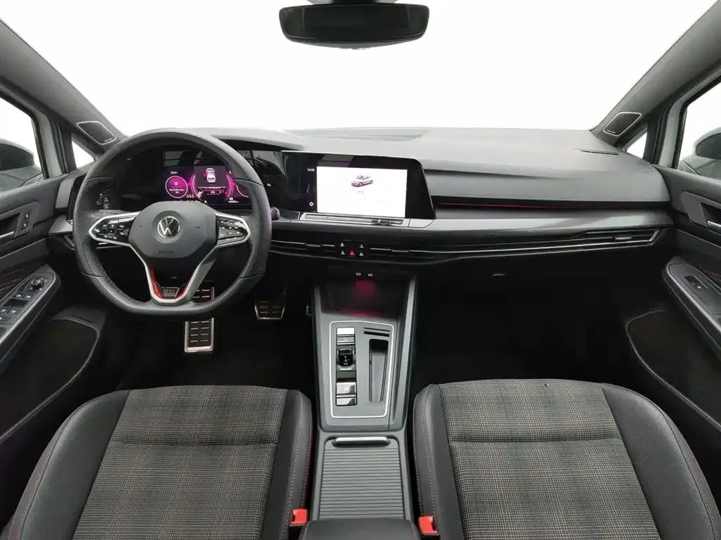 Volkswagen Golf GTI — фото 5