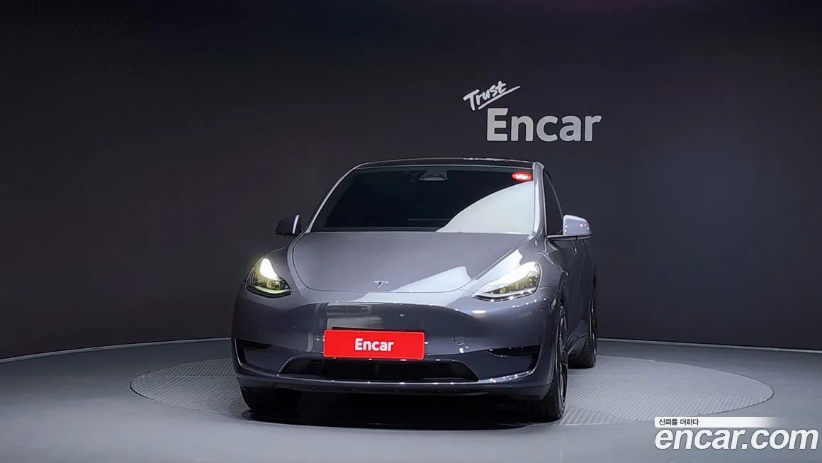 Tesla Model Y — фото 3