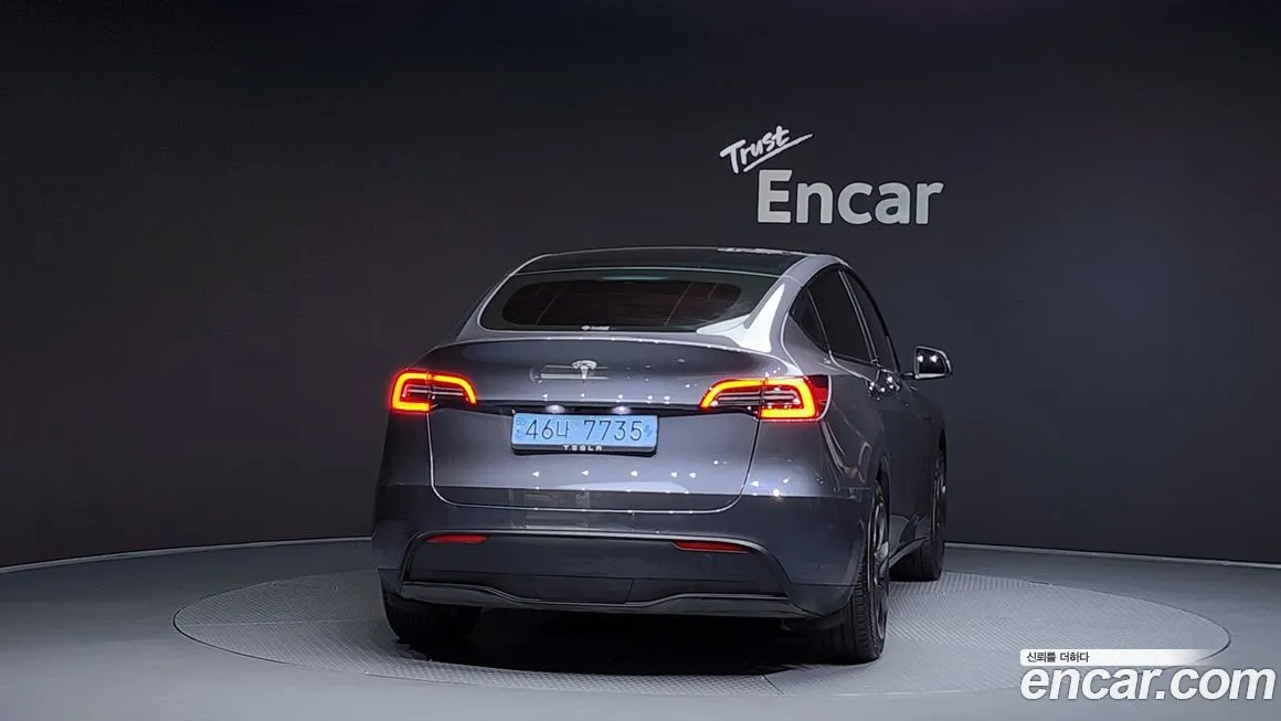 Tesla Model Y — фото 4