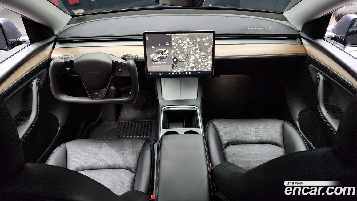 Tesla Model Y — фото 7