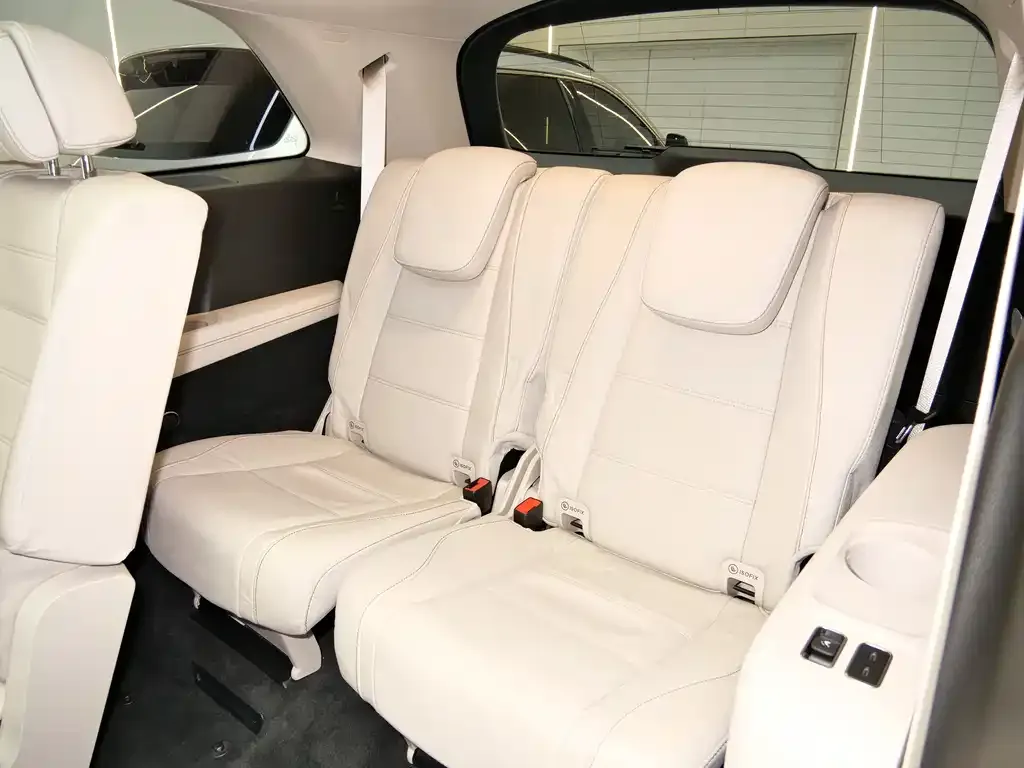 Mercedes-Benz GLS — фото 10