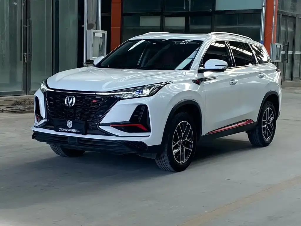 Changan CS75 PLUS — фото 1