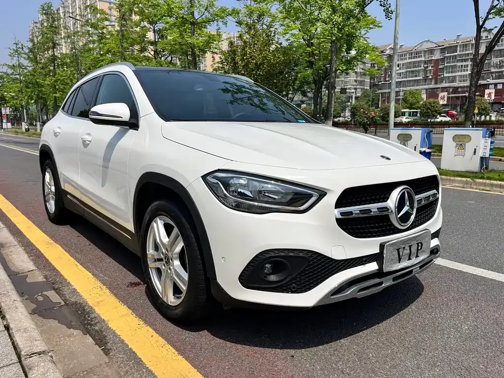 Mercedes-Benz GLA — фото 3