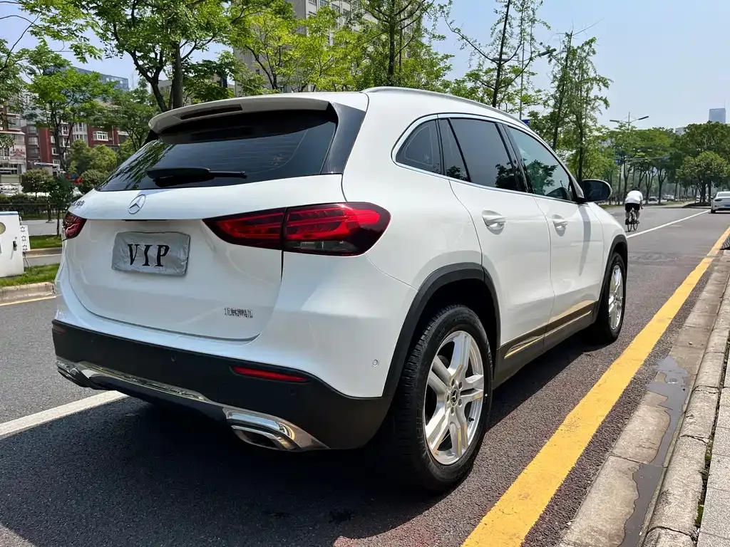 Mercedes-Benz GLA — фото 5