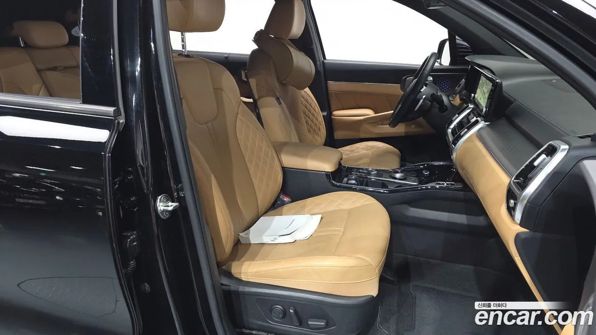Kia Sorento — фото 10