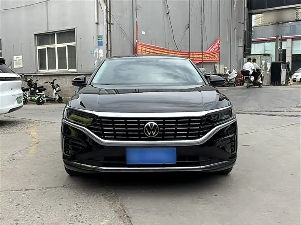 Volkswagen Passat — фото 3