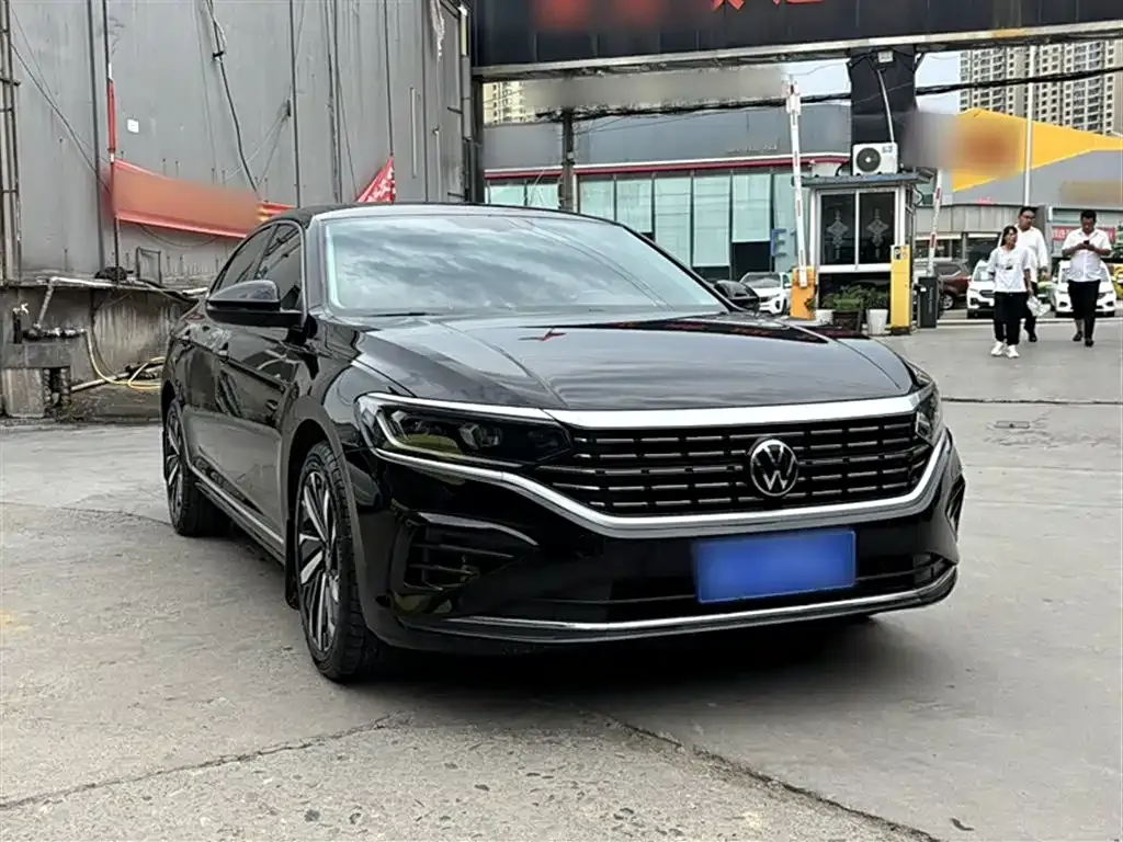 Volkswagen Passat — фото 4