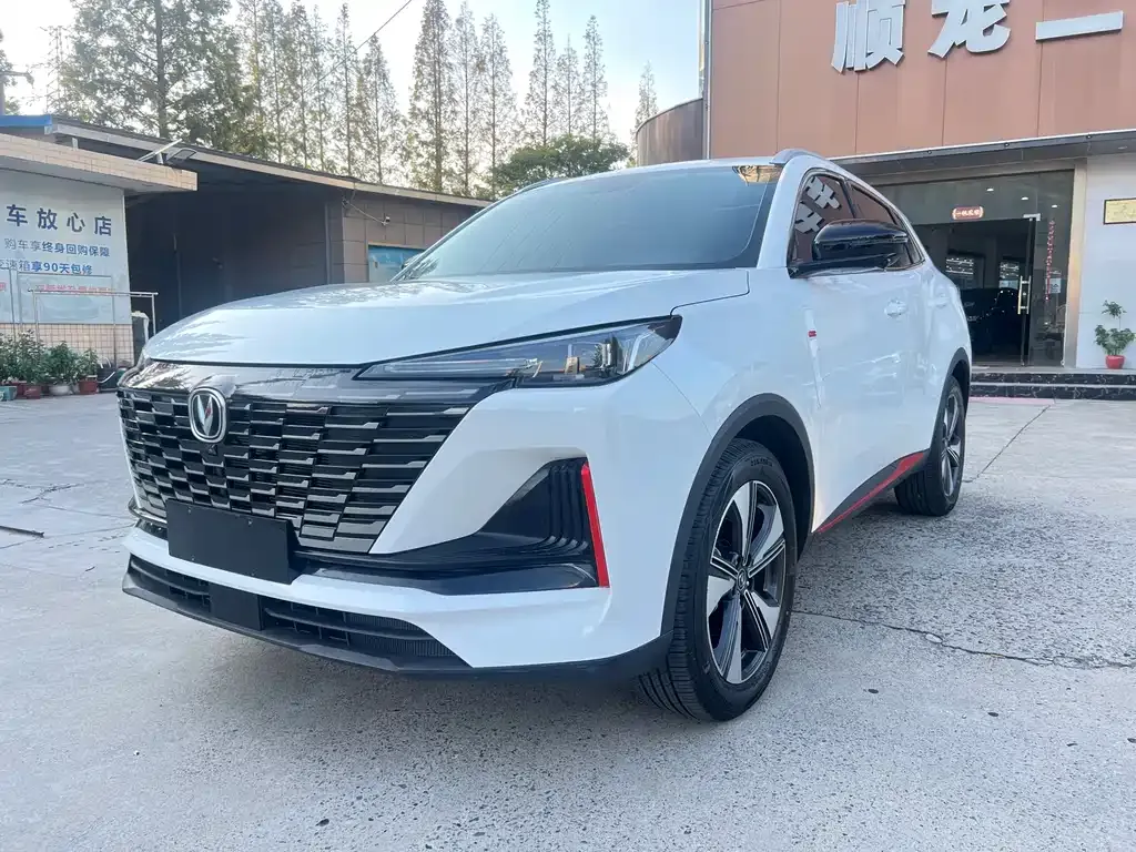 Changan CS55PLUS — фото 1