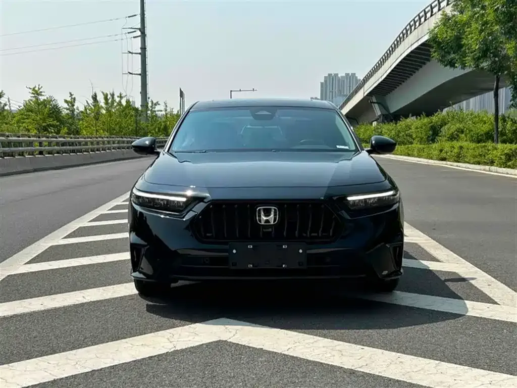 Honda Inspire — фото 3