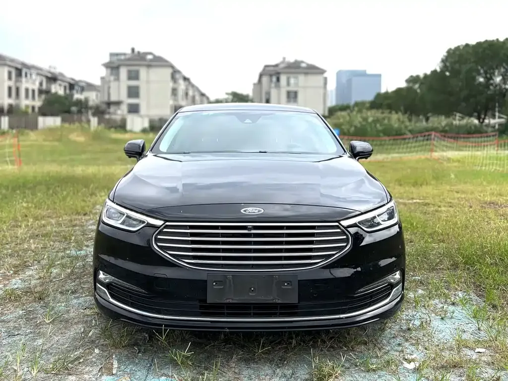 Ford Taurus — фото 2