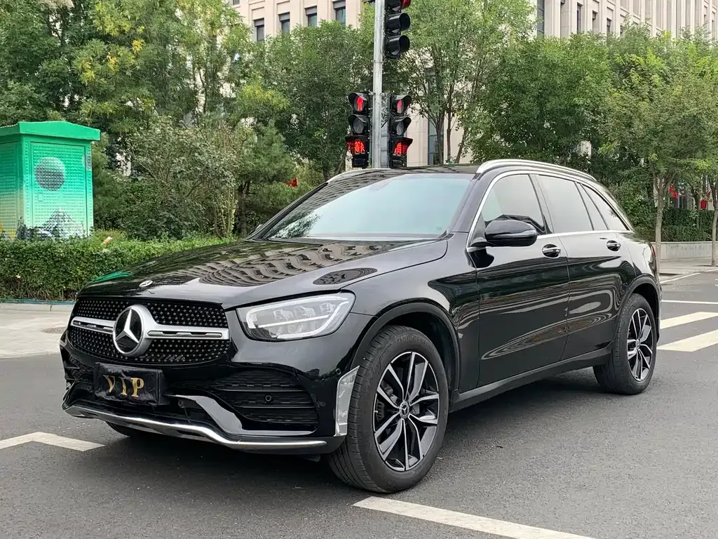 Mercedes-Benz GLC — фото 1