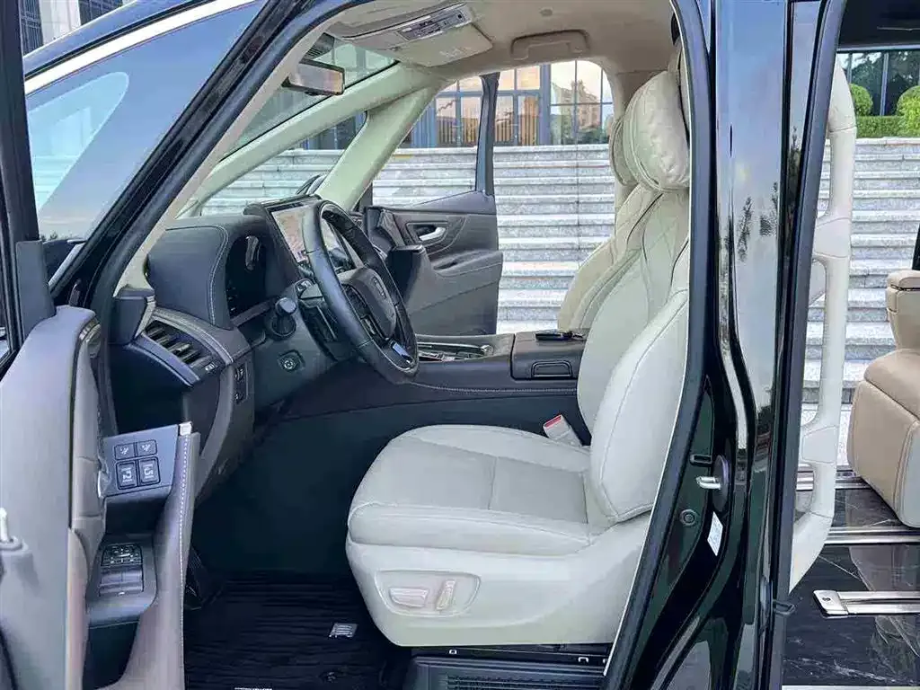 Toyota Vellfire — фото 3