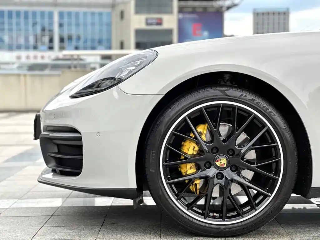 Porsche Panamera — фото 3