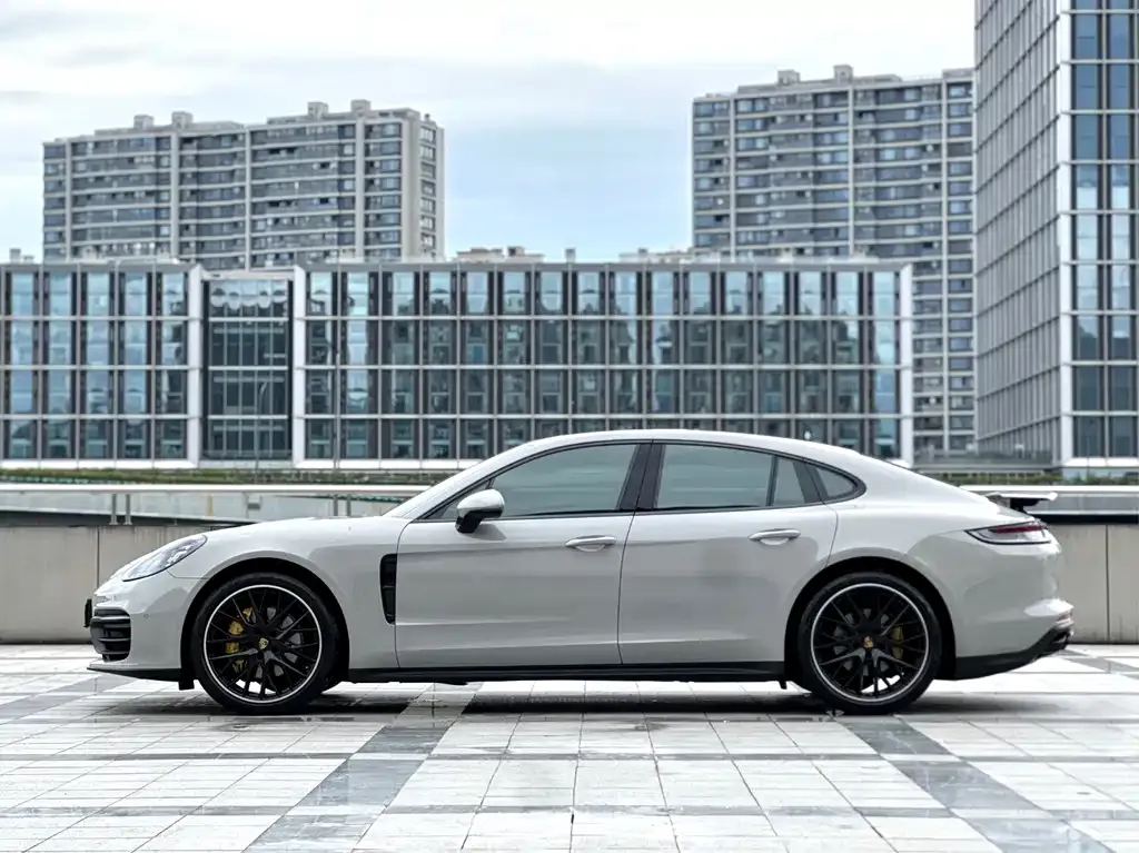 Porsche Panamera — фото 4