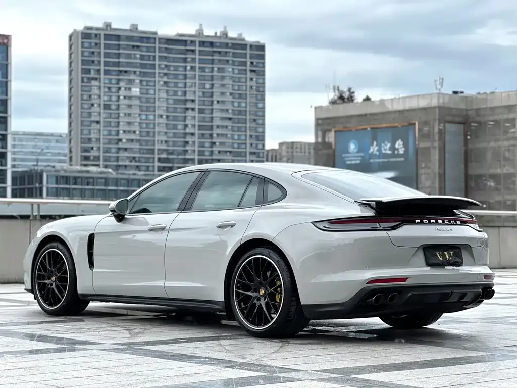Porsche Panamera — фото 5