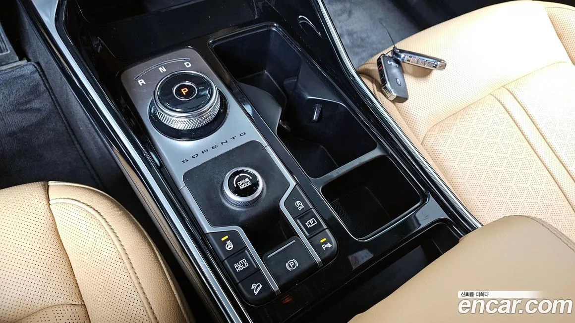 Kia Sorento — фото 9