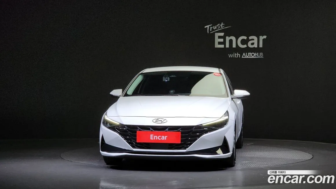 Hyundai AVANTE — фото 3