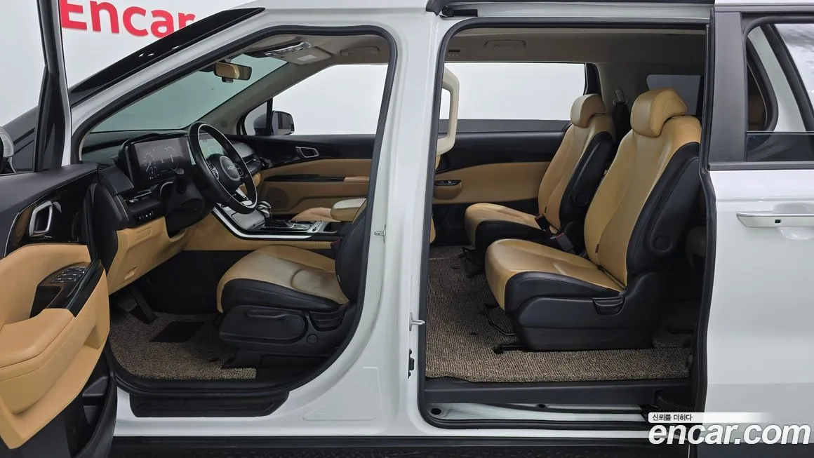 Kia Carnival — фото 10