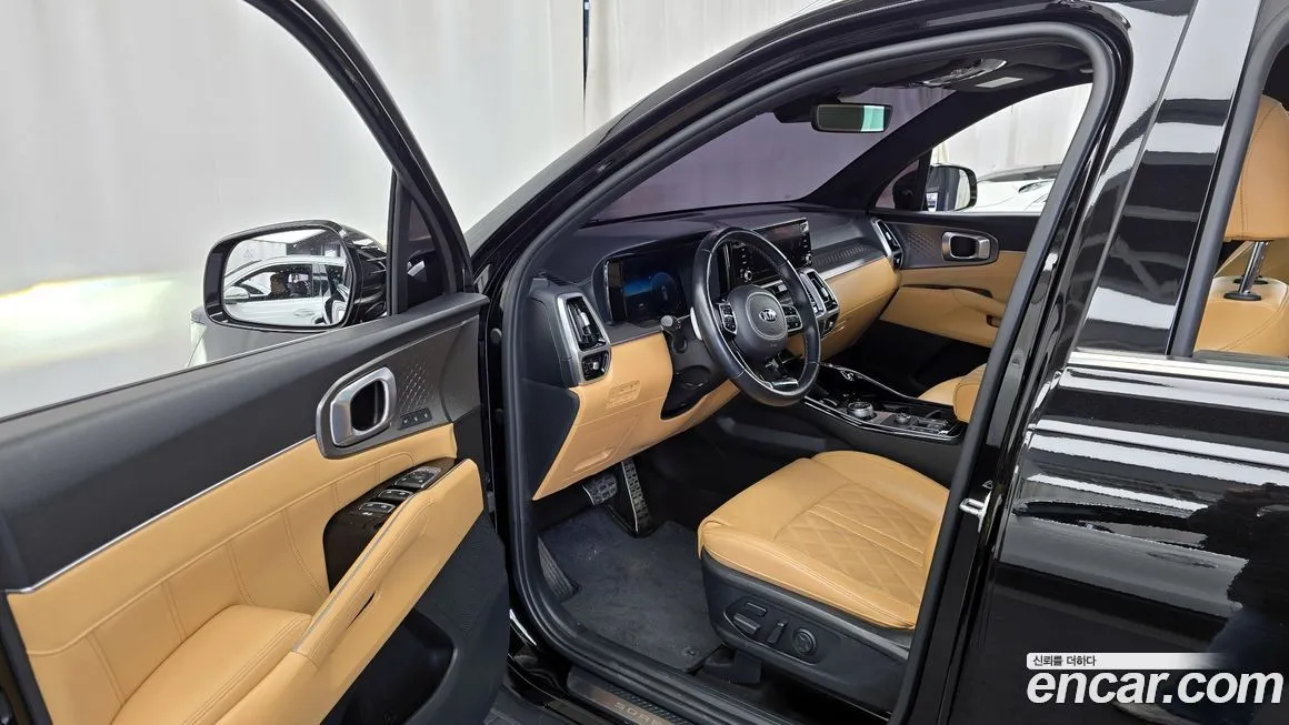 Kia Sorento — фото 10