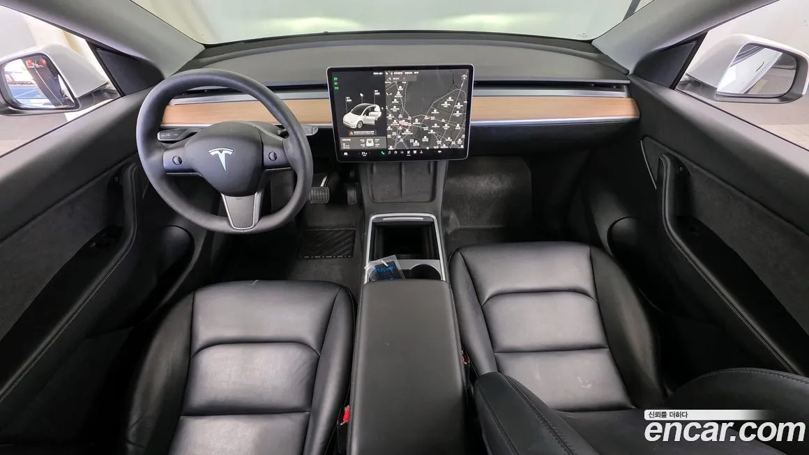 Tesla Model Y — фото 7