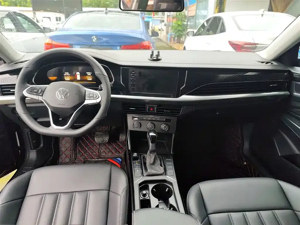 Volkswagen Passat — фото 10