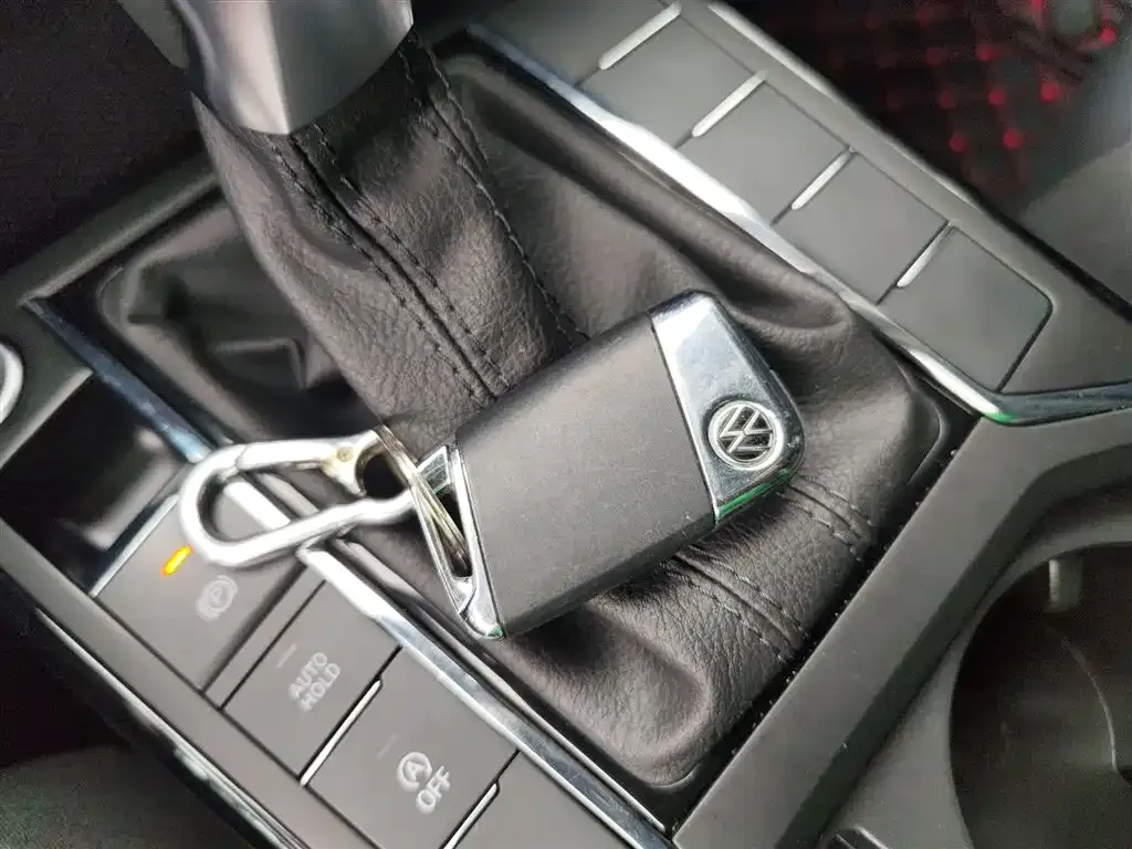 Volkswagen Passat — фото 9